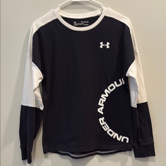 Under Armour Other - Under Armour Kids Sportsstyle color blocked Long Sleeve Shirt.  Size youth XL